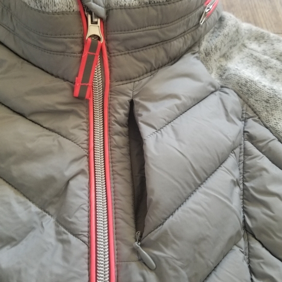 Xersion Jacket - Picture 3 of 9